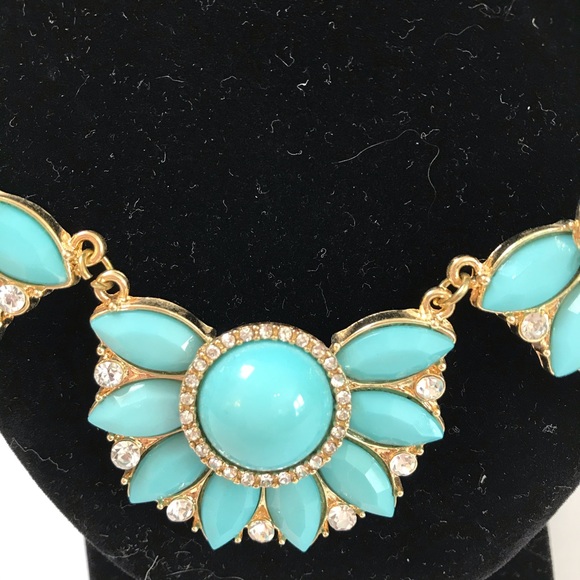 Blue Cobachon w/Accent Faux Jeweled Necklace - Picture 3 of 10